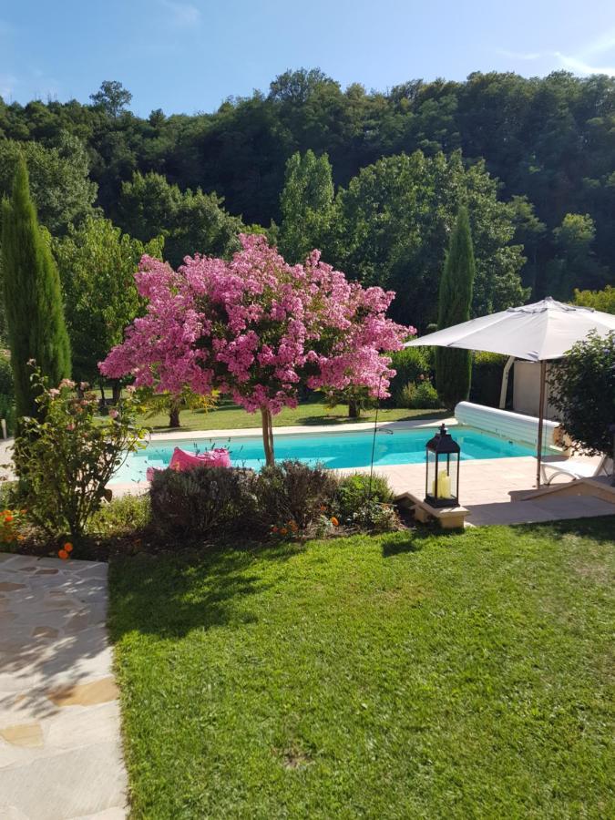 Sous Les Remparts Bed & Breakfast Solignac Exterior photo